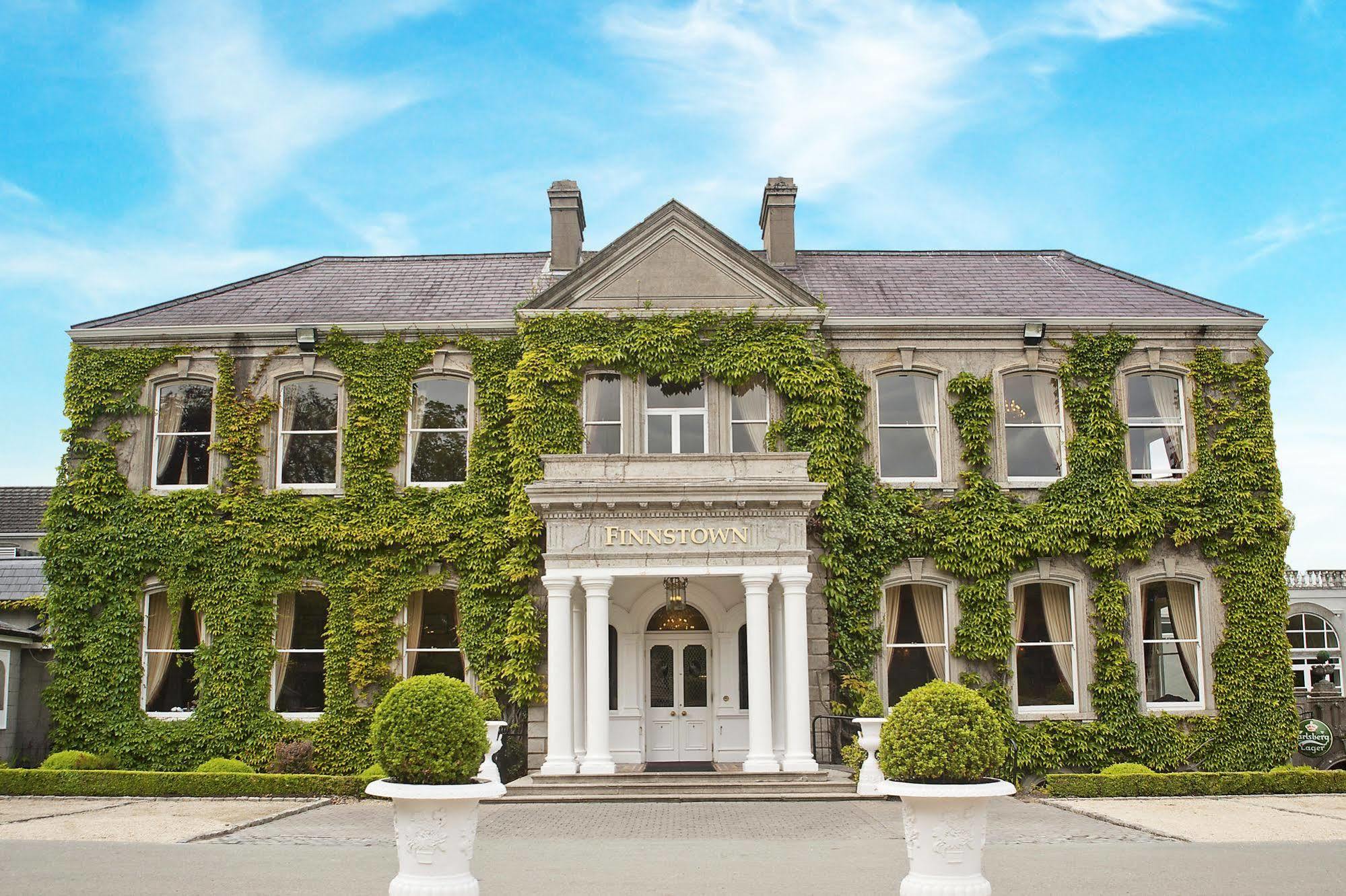 Finnstown Castle Hotel Lucan Exteriör bild